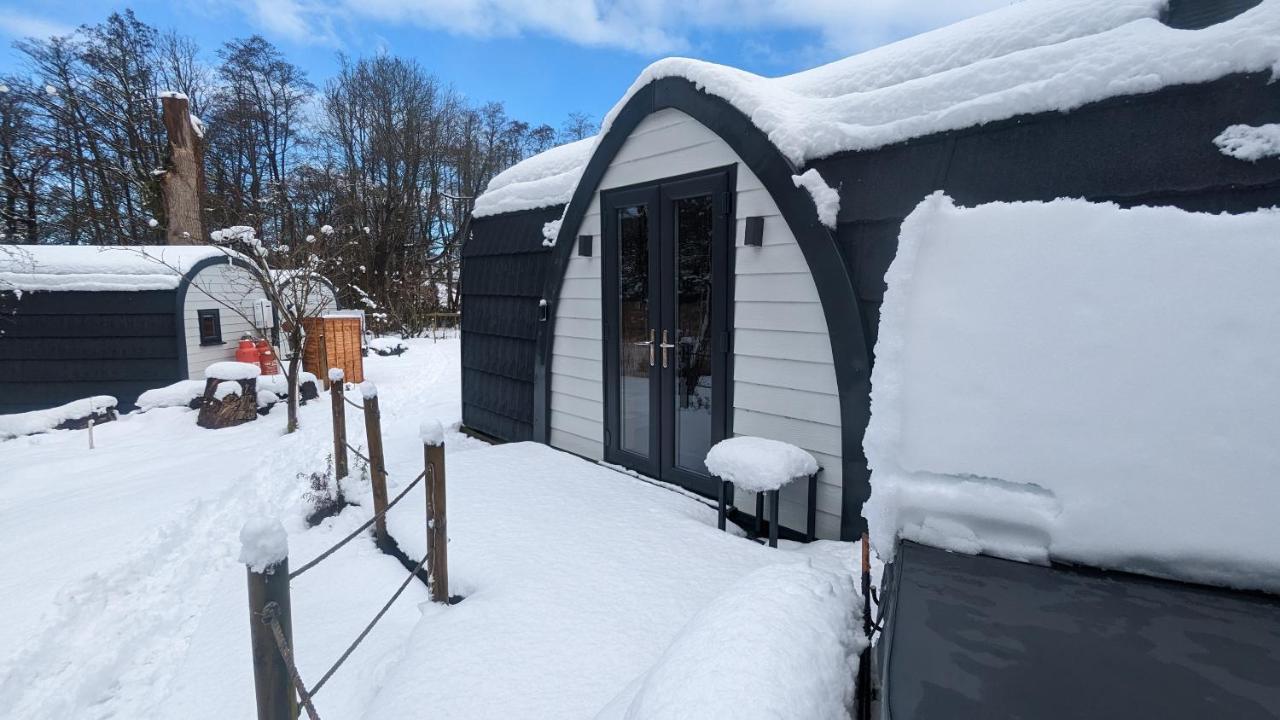 Emlyn'S Coppice - Luxury Woodland Glamping Villa Holywell  Exterior photo